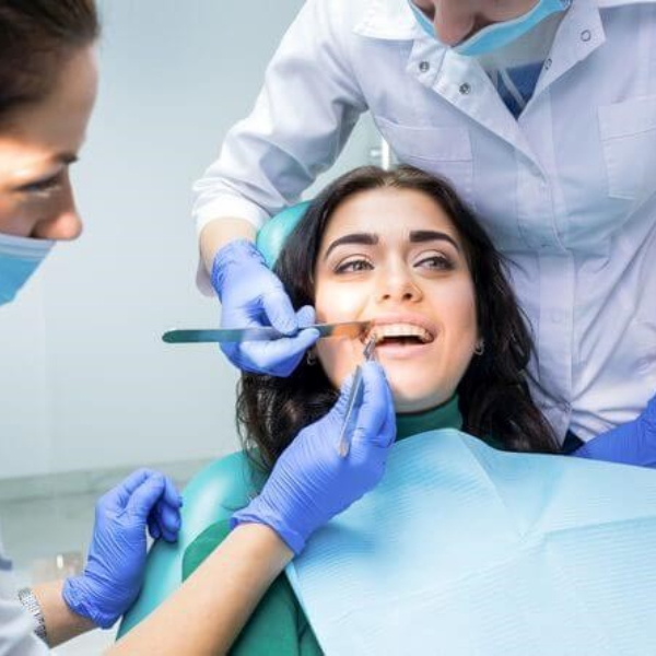 The role of digital marketing in dental clinics